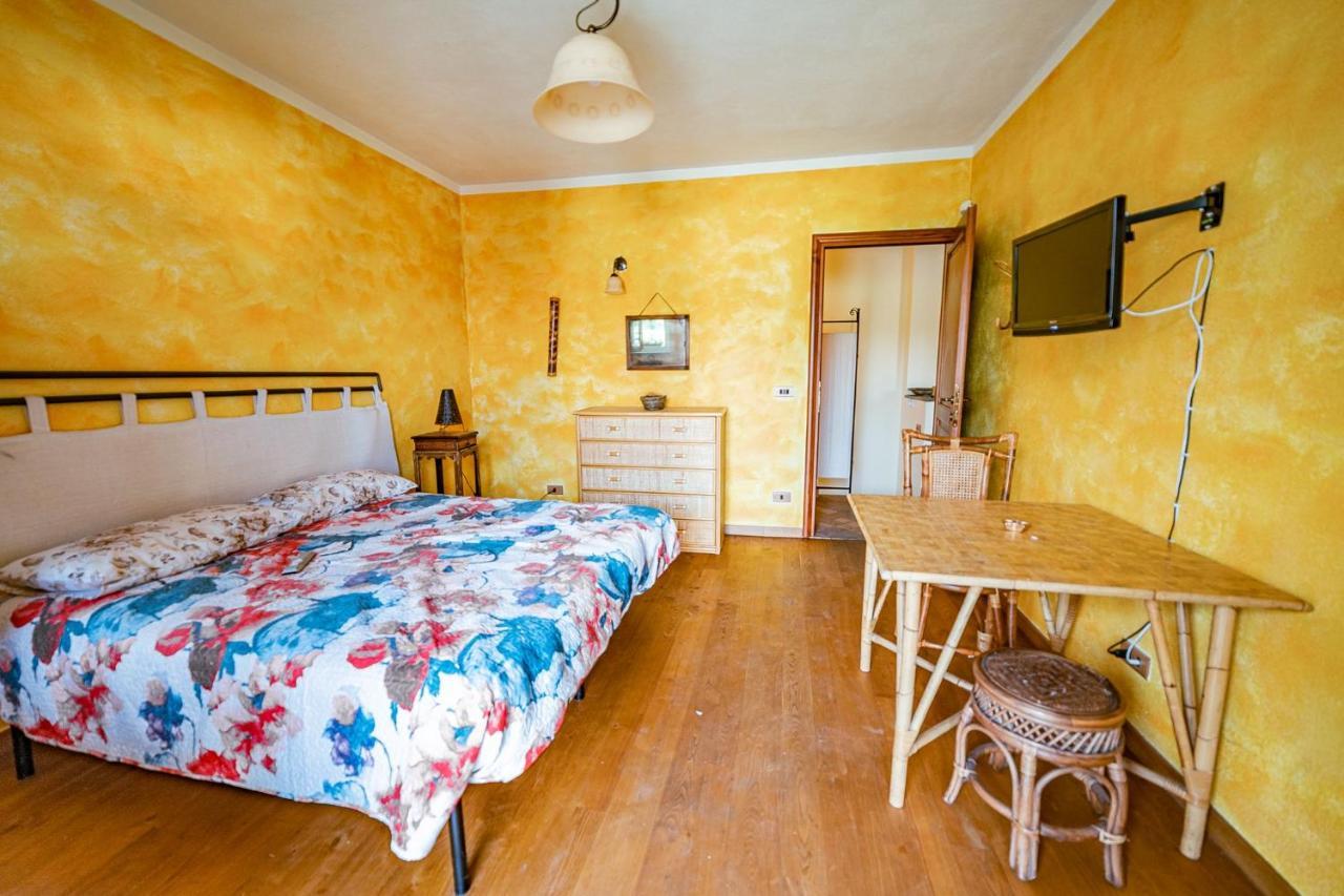 Bed and Breakfast Arziga Кьери Экстерьер фото